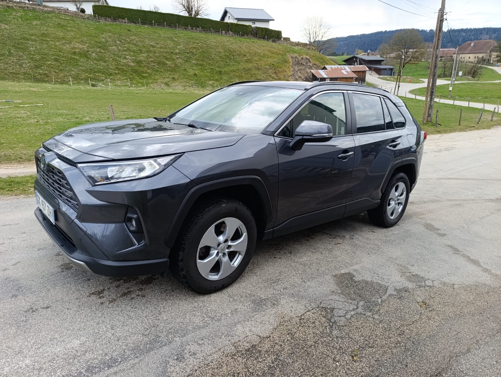 TOYOTA RAV4
